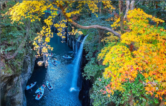 Day Trip to Sacred Shrines and Natural Wonders from Fukuoka - Image 2